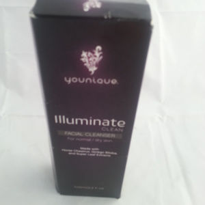 Younique Illuminate Clean Facial Cleanser NIB